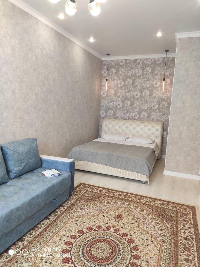 Ferienwohnung Апартамент Алау Astana Exterior foto